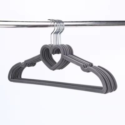 Velvet Hangers- heart